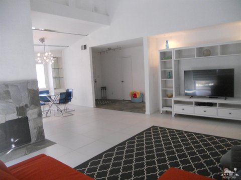 101 Juan Circle, Palm Desert, CA 92260 photo 9