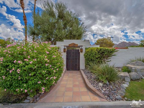 54200 Avenida Cortez, La Quinta, CA 92253 photo 2