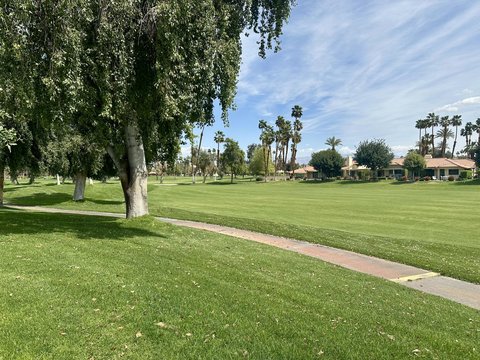 254 Santa Barbara Circle, Palm Desert, CA 92260 photo 3