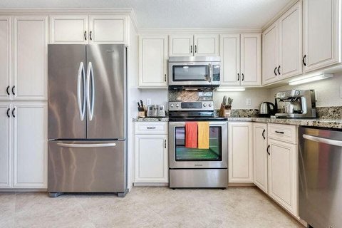 254 Santa Barbara Circle, Palm Desert, CA 92260 photo 6