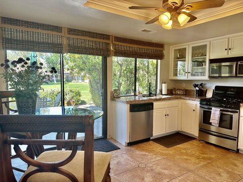 221 Serena Drive, Palm Desert, CA 92260 photo 11