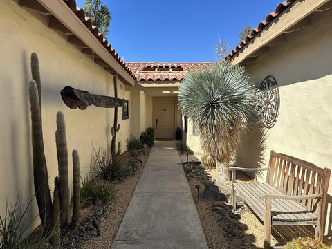 221 Serena Drive, Palm Desert, CA 92260 photo 5