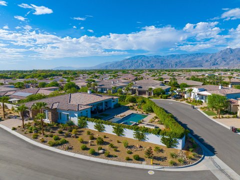 81665 Chant Court, La Quinta, CA 92253 photo 3