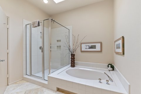 359 Desert Holly Drive, Palm Desert, CA 92211 photo 13