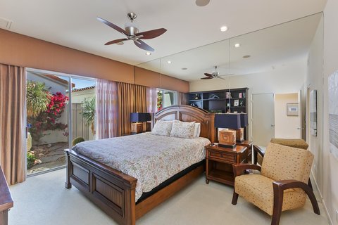 359 Desert Holly Drive, Palm Desert, CA 92211 photo 9