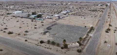 1314 Sunrise Drive, Thermal, CA 92274 photo 2