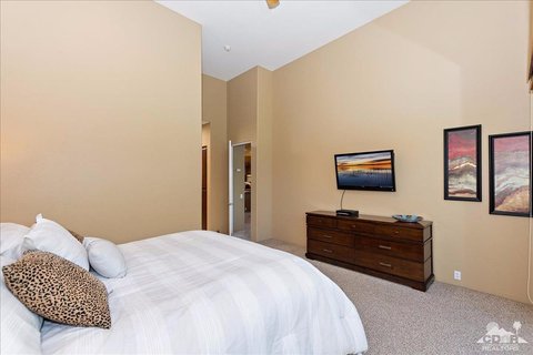 48010 Via Vallarta, La Quinta, CA 92253 photo 12