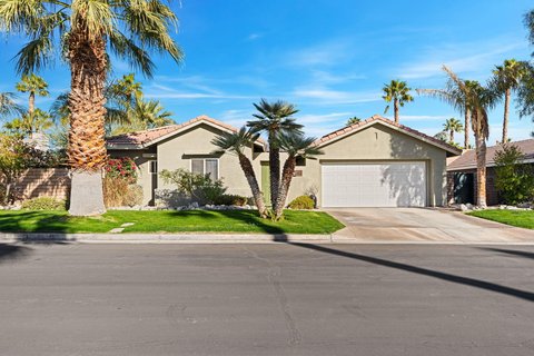 664 E Lily Street, Palm Springs, CA 92262 photo 2
