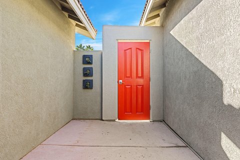 664 E Lily Street, Palm Springs, CA 92262 photo 3