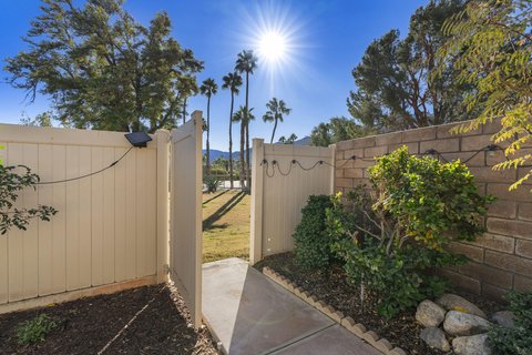 1433 Sunflower Circle N, Palm Springs, CA 92262 photo 14