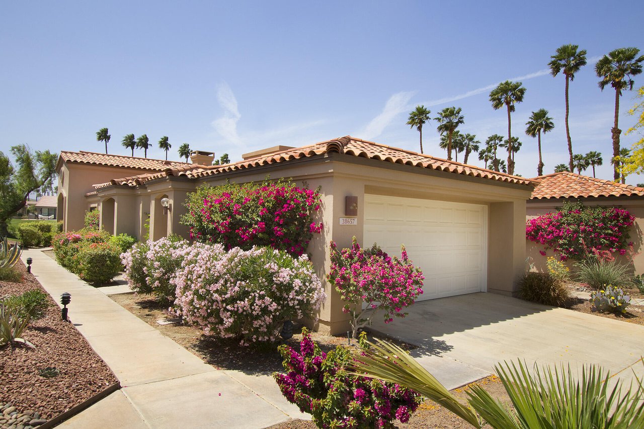 38657 Dahlia Way, Palm Desert, CA 92211