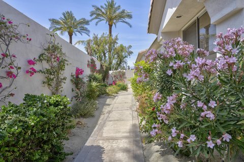 542 Red Arrow Trail, Palm Desert, CA 92211 photo 7