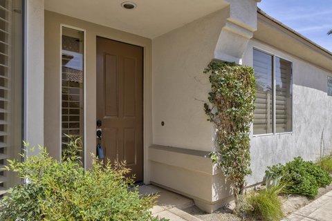 542 Red Arrow Trail, Palm Desert, CA 92211 photo 8