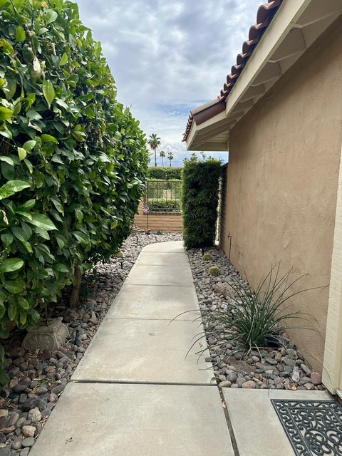 430 Sierra Madre S, Palm Desert, CA 92260 photo 18