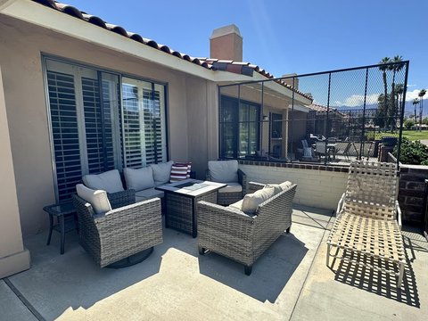 430 Sierra Madre S, Palm Desert, CA 92260 photo 5
