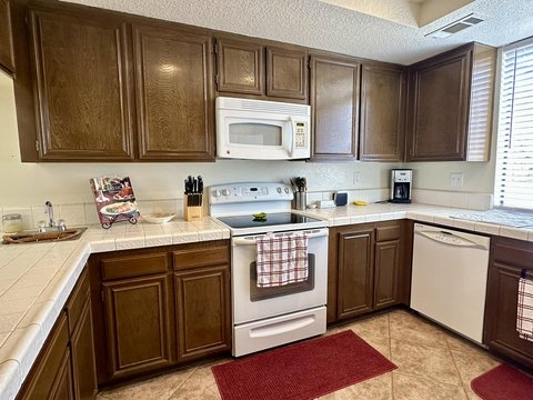 430 Sierra Madre S, Palm Desert, CA 92260 photo 10