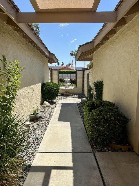 347 Gran Via, Palm Desert, CA 92260 photo 15