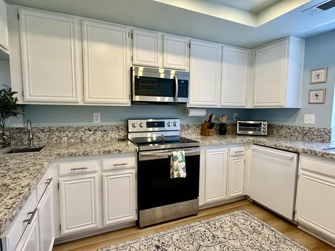 347 Gran Via, Palm Desert, CA 92260 photo 8