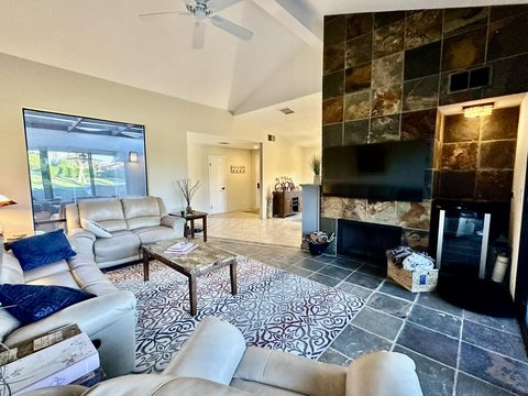 134 Las Lomas, Palm Desert, CA 92260 photo 3