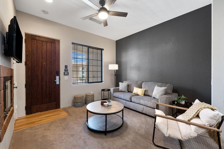 50660 Santa Rosa Plaza, 5, La Quinta, CA 92253