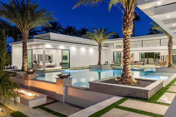 2 Bravo Court, Rancho Mirage, CA 92270