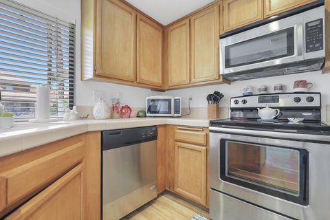 42285 Sultan Avenue, Palm Desert, CA 92211 photo 4