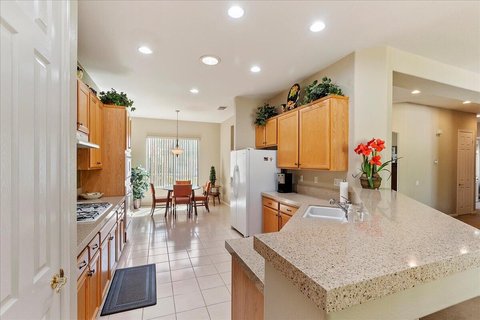 43539 Corte Del Oro, La Quinta, CA 92253 photo 2