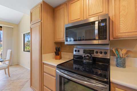 38915 Wisteria Drive, Palm Desert, CA 92211 photo 13