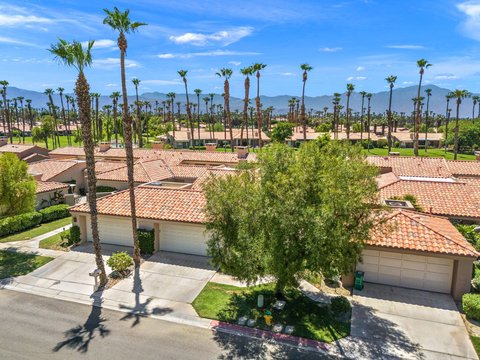 38915 Wisteria Drive, Palm Desert, CA 92211 photo 2