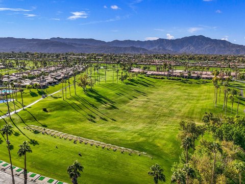 38915 Wisteria Drive, Palm Desert, CA 92211 photo 47