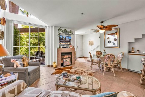 1555 N Chaparral Road, 402, Palm Springs, CA 92262 photo 5