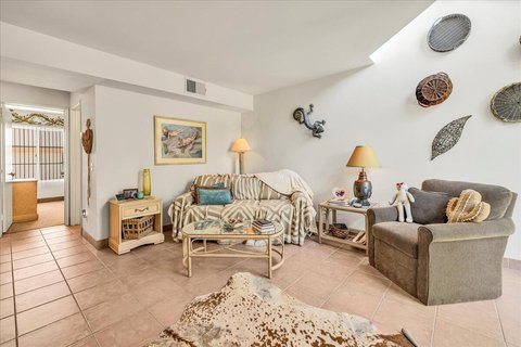 1555 N Chaparral Road, 402, Palm Springs, CA 92262 photo 6