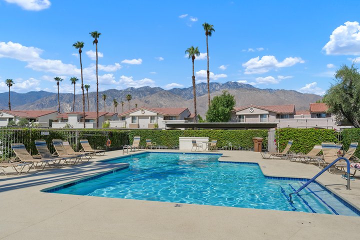505 S Farrell Drive, Q104, Palm Springs, CA 92264