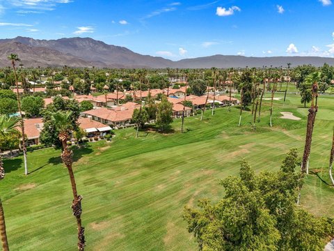 235 Santa Barbara Circle, Palm Desert, CA 92260 photo 4
