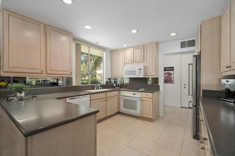 76895 Lark Drive, Indian Wells, CA 92210 photo 4