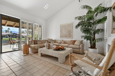 89 Palomino Circle, Palm Desert, CA 92211 photo 4