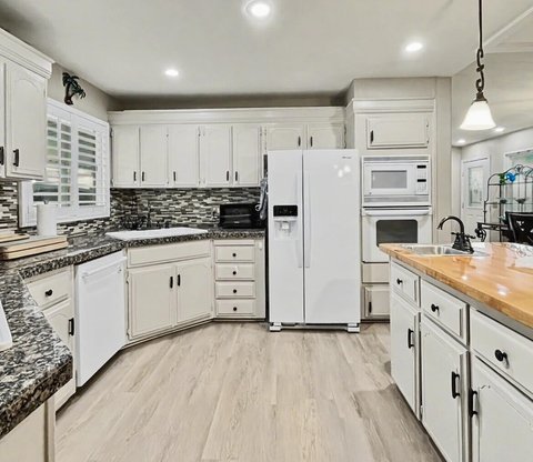 39705 Manzanita Drive, Palm Desert, CA 92260 photo 2