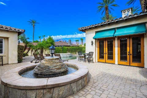 56985 Village Drive, La Quinta, CA 92253 photo 10