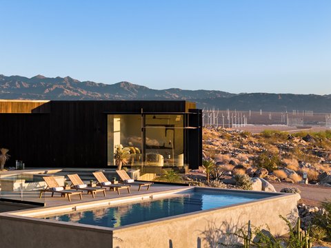 2085 Desert Flower Court, Palm Springs, CA 92262 photo 4
