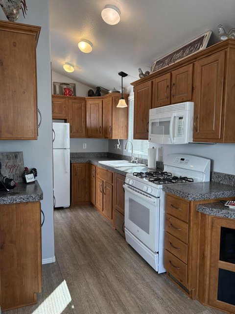 74711 Dillon Road, #745, Desert Hot Springs, CA 92241 photo 7