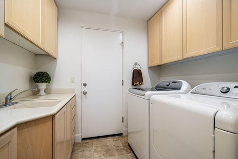 416 Desert Holly Drive, Palm Desert, CA 92211 photo 40