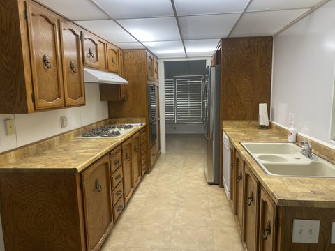 39641 Desert Greens Drive E, Palm Desert, CA 92260 photo 2
