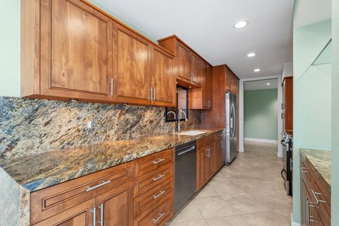 1630 S La Reina Way, 3c, Palm Springs, CA 92264 photo 14
