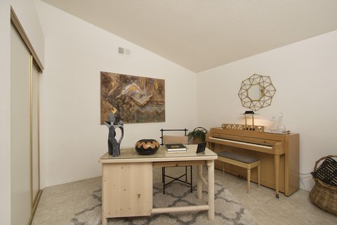 794 Montana Vista Drive, Palm Desert, CA 92211 photo 9