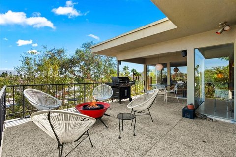 2020 Southridge Drive, Palm Springs, CA 92264 photo 3