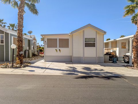 70200 Dillon Road, 674, Desert Hot Springs, CA 92241 photo 2