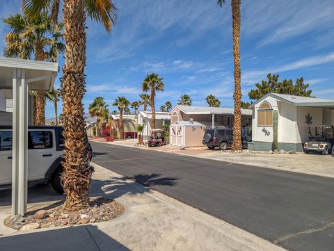 70200 Dillon Road, 674, Desert Hot Springs, CA 92241 photo 4