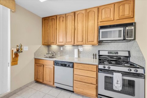 1555 N Chaparral Road, 323, Palm Springs, CA 92262 photo 8