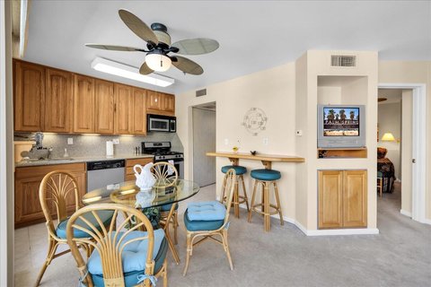 1555 N Chaparral Road, 323, Palm Springs, CA 92262 photo 10