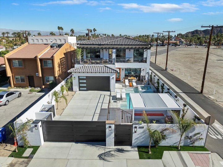 51116 Avenida Mendoza, La Quinta, CA 92253